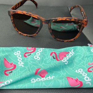 goodr | Bosleys Basset Hound Dreams